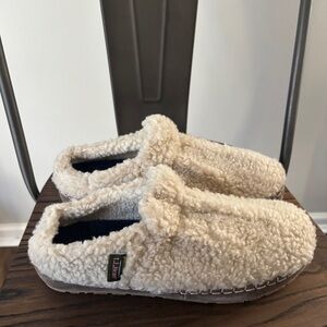 L.L. Bean Cozy Slipper Slide Pile Women’s Slipper-Size 9